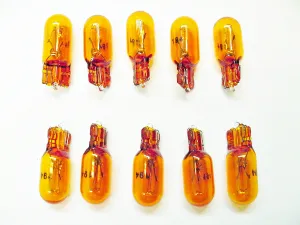 #194NA Natural Amber 12V Incandescent Side Marker Light Bulbs