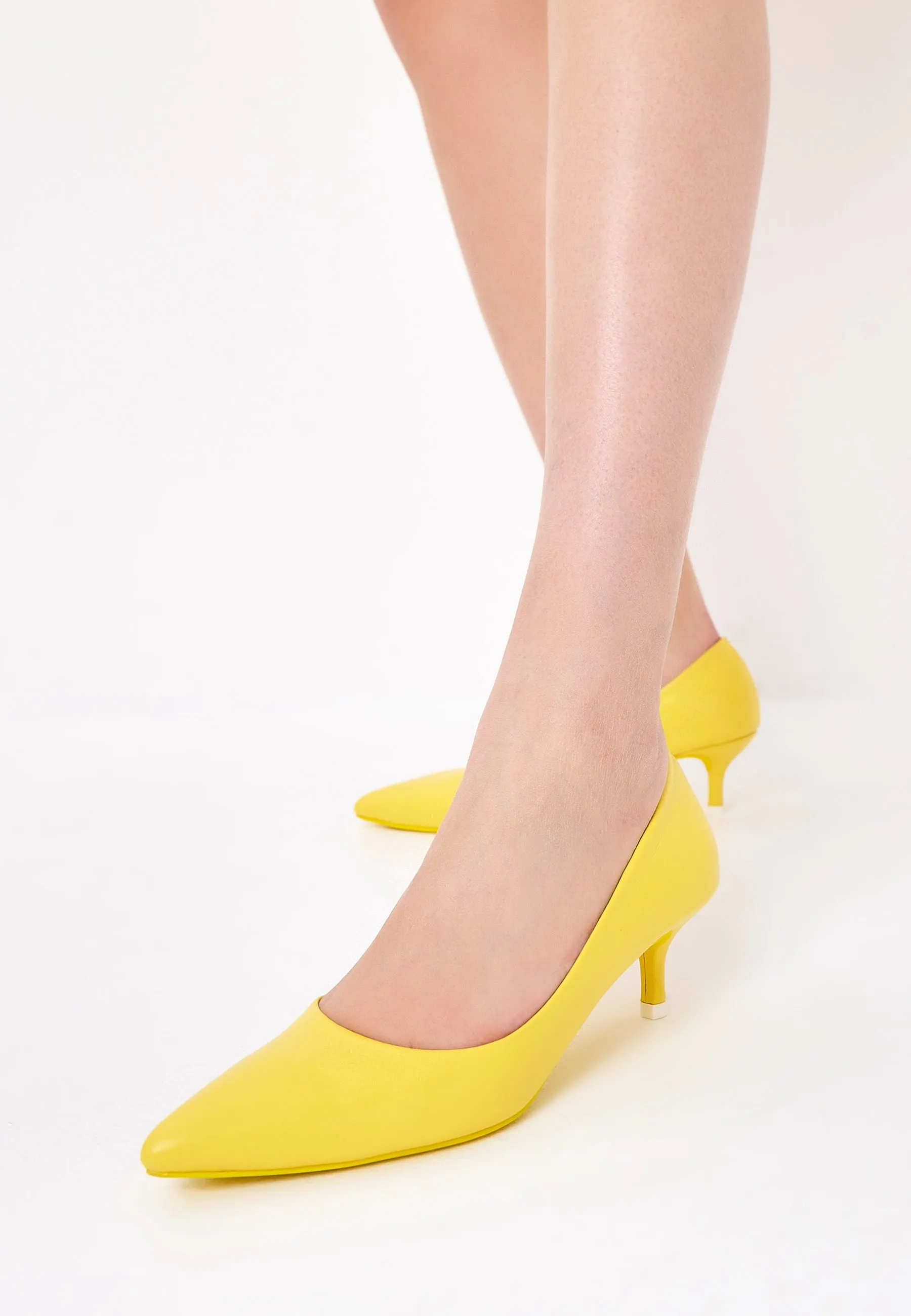 Elegant Luxe Pumps - Yellow