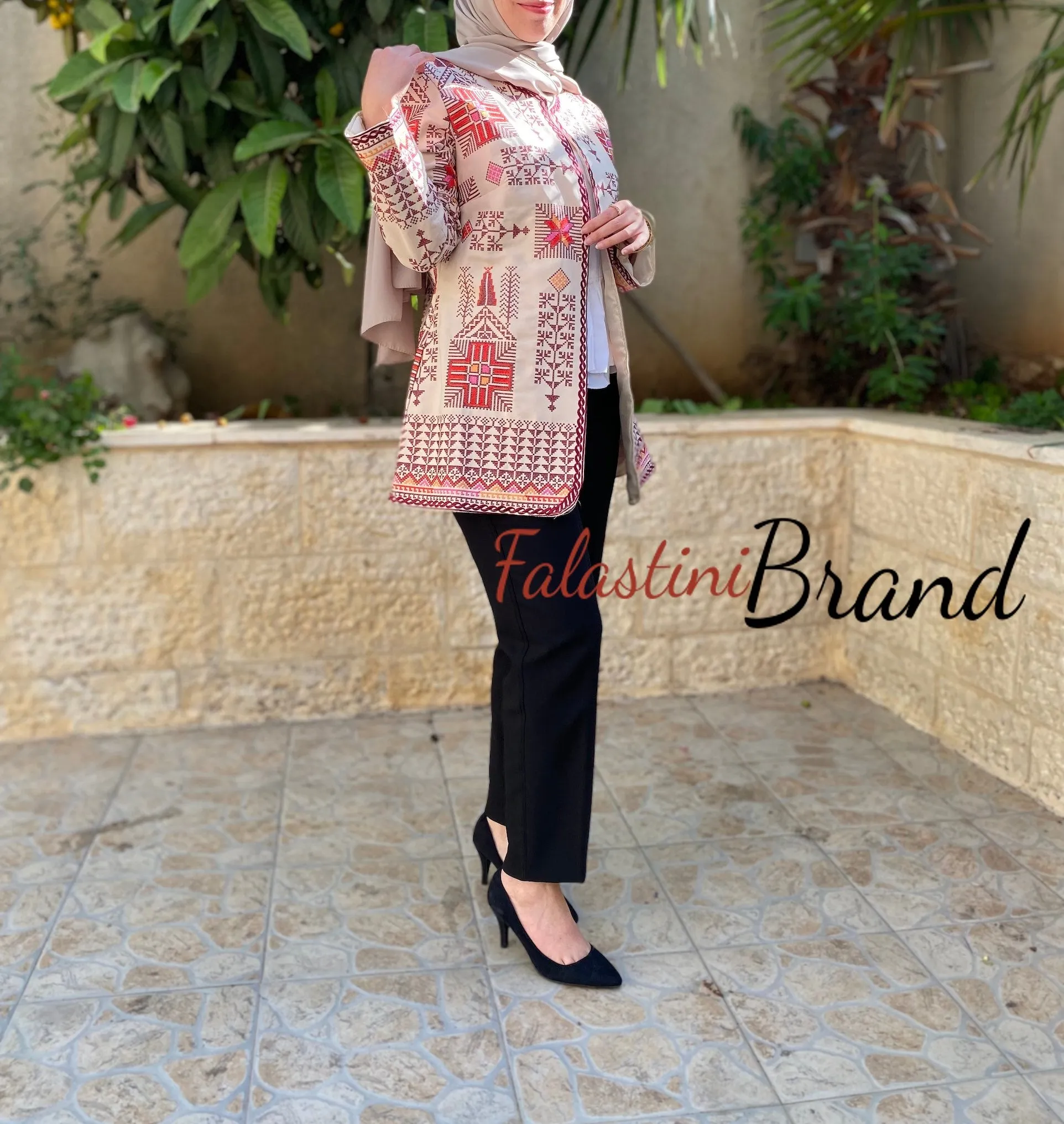 Elegant Palestinian Beige Embroidered Jacket