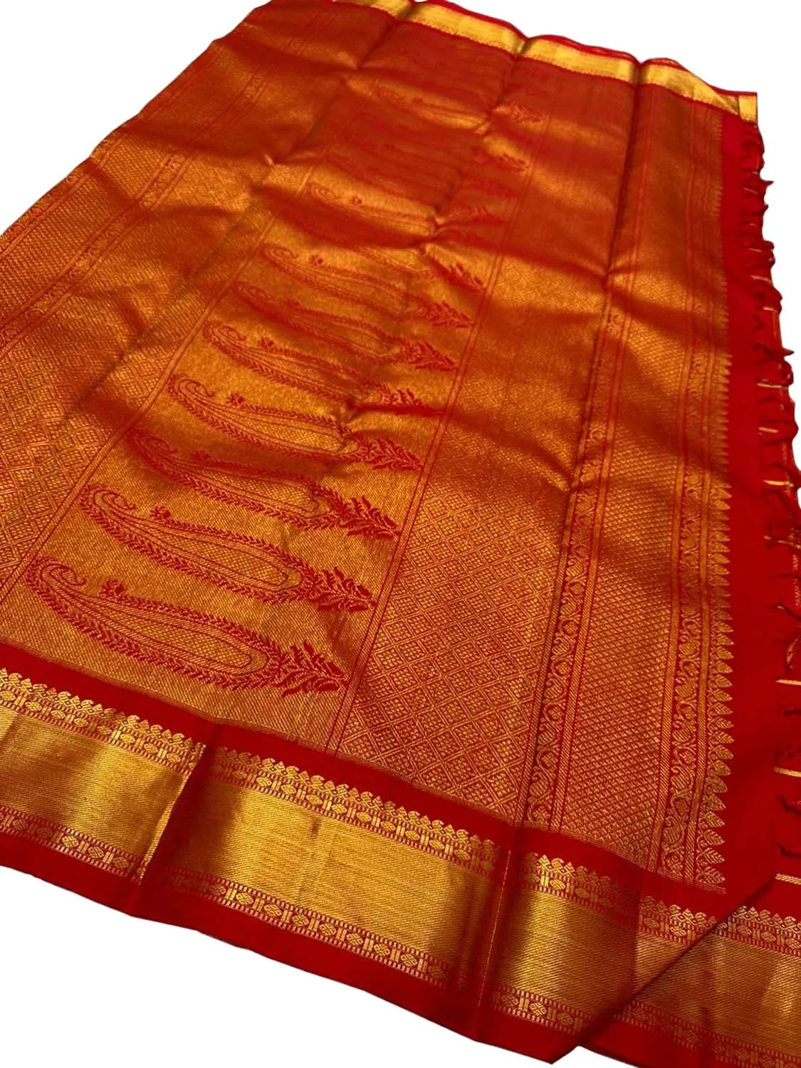 Exquisite Red Kanjeevaram Handloom Pure Silk Saree: Timeless Elegance