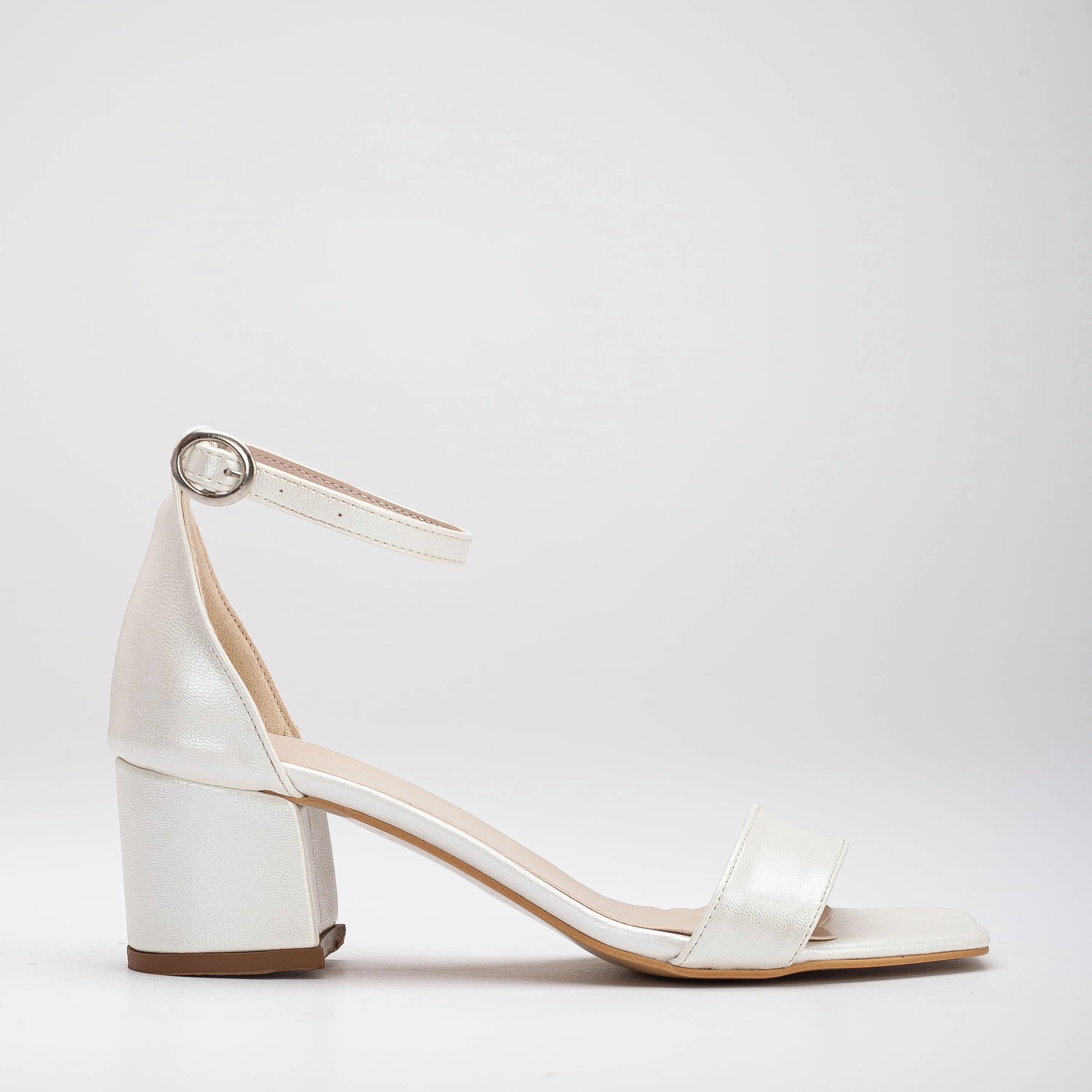 Iva - Ivory Low Heels