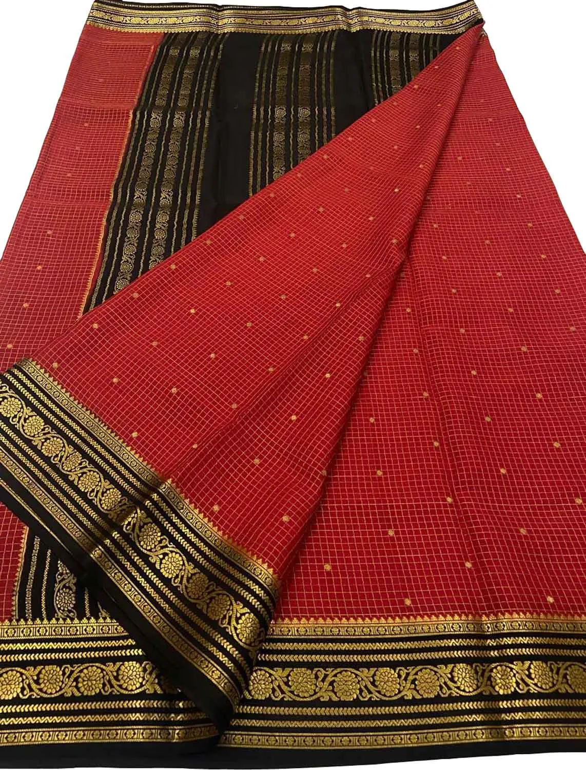 Red Handloom Mysore Crepe Silk Checks Saree