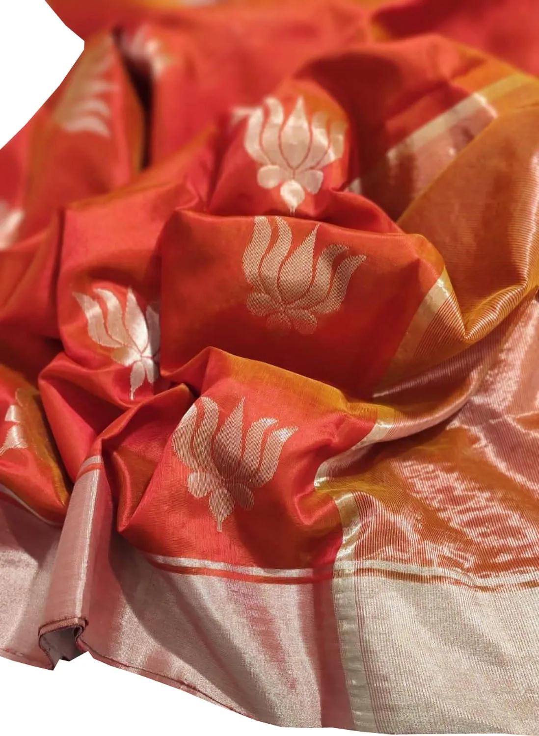 Stunning Red Chanderi Silk Saree - Handloom Beauty